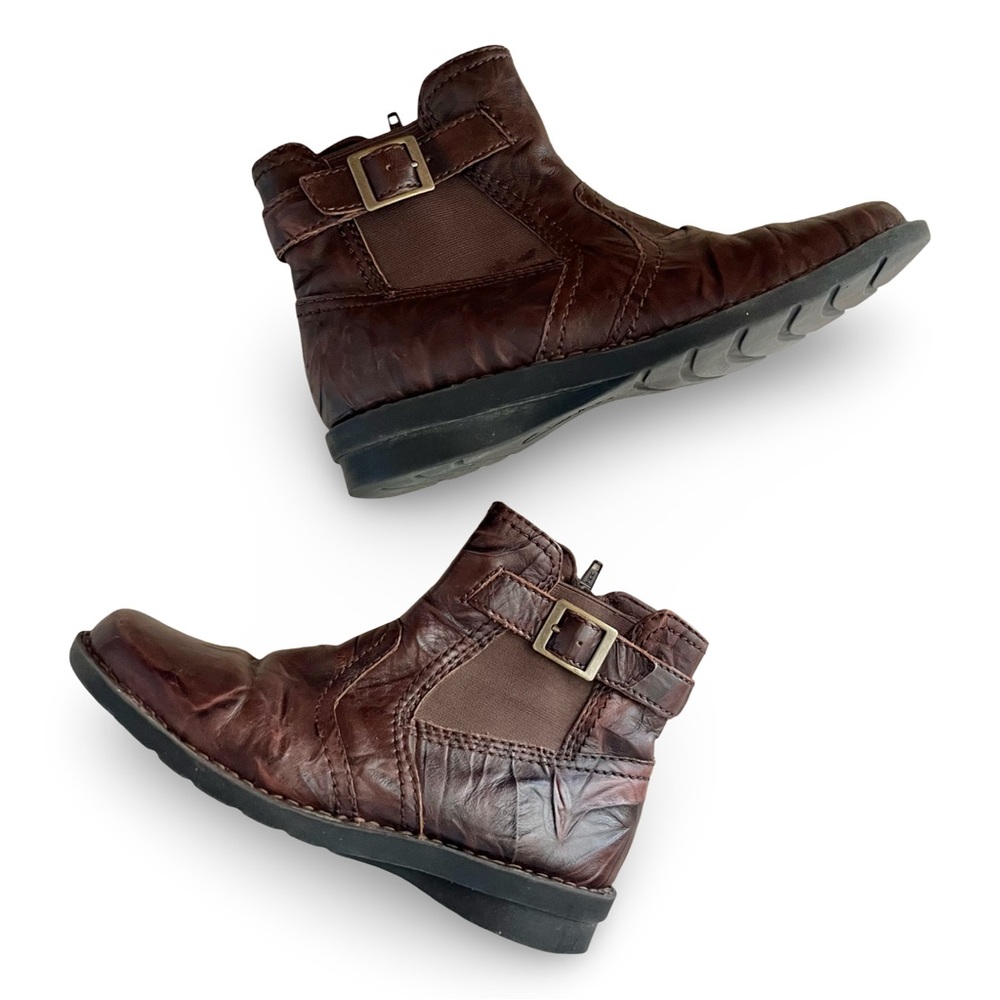 Clarks Whistle Oat Ankle Boots Clarks Bendables Brown Leather Booties w/ Buckle